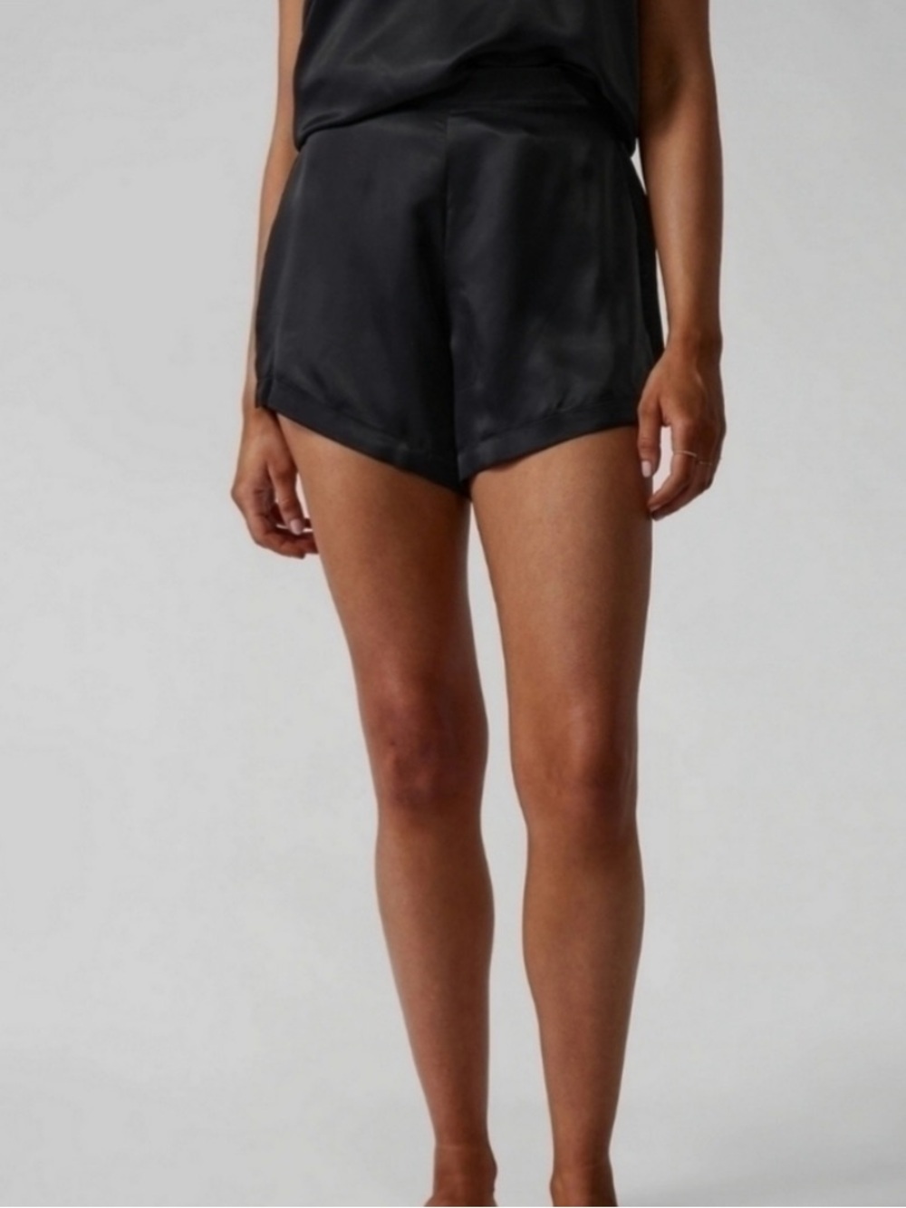 Athleta Calm Cool Shorts Black Lounge Casual Size Medium Soft Cool Touch